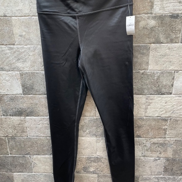 ❤️ GAPFIT HIGH RISE RECYCLED POWER SHINE LEGGINGS SIZE XS NEW - Picture 5 of 9